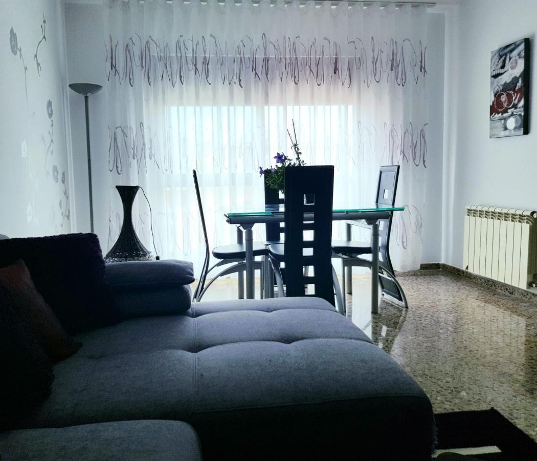 בוריאנה Piso Amplio De 3 Habitaciones, 2 Banos, Ascensor Y Parking מראה חיצוני תמונה