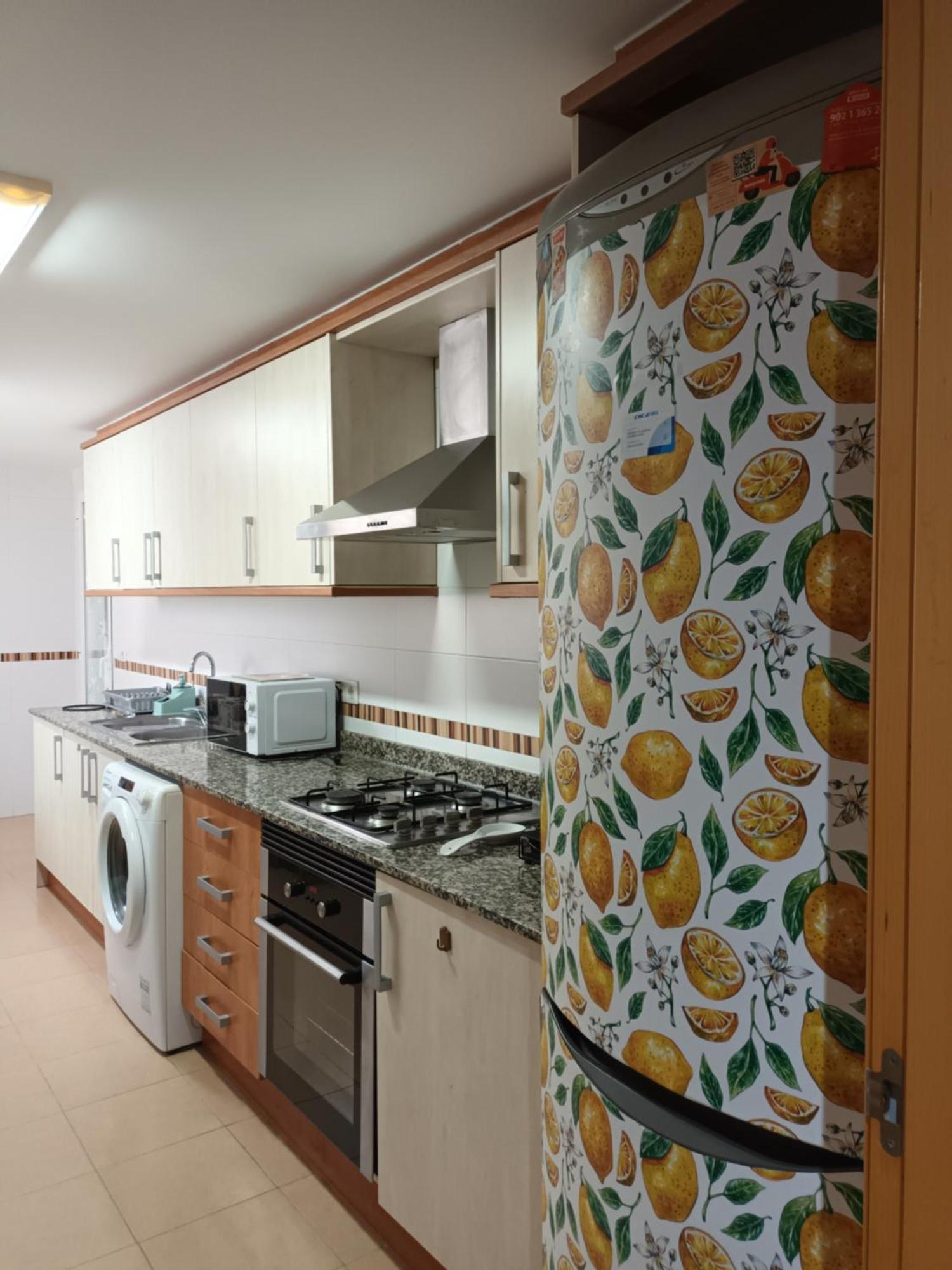 בוריאנה Piso Amplio De 3 Habitaciones, 2 Banos, Ascensor Y Parking מראה חיצוני תמונה